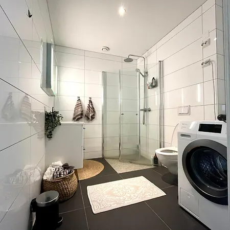 Terraced House With Carport And Sunny Outdoor Areas Apartment *